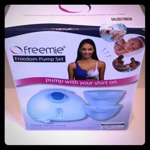Freemie Freedom Pump Set - brand new!